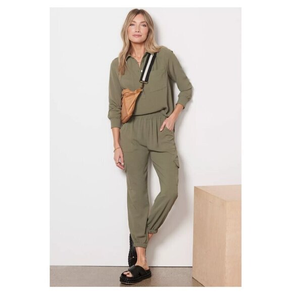 Evereve Textured Popover Shirt - Picture 2 of 7